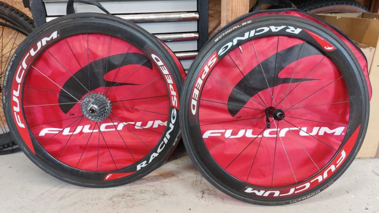 roues fulcrum racing speed carbone a boyaux